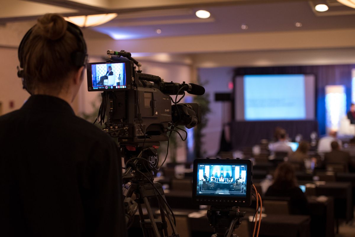 Live Streaming & Broadcasting